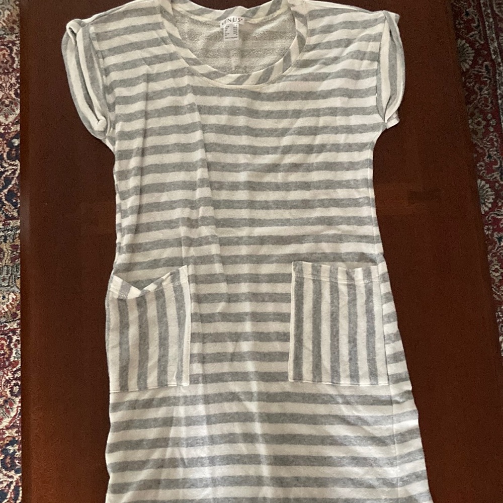 VENUS M Medium Striped bathing suit cover up dress light sweatshirt material